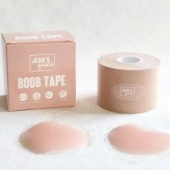 Jean's Goods Boob Tape - Inclusief Herbruikbare Tepelplakkers - Tepelcover - Borst Tape - Plak BH - 5 Meter - Super Sticky - Boobtape - Naturel -Badmode Verkoop 550x391
