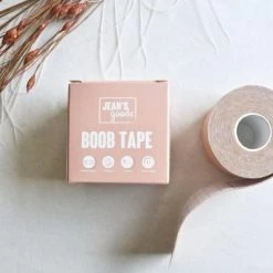 Jean's Goods Boob Tape - Inclusief Herbruikbare Tepelplakkers - Tepelcover - Borst Tape - Plak BH - 5 Meter - Super Sticky - Boobtape - Naturel -Badmode Verkoop 550x397