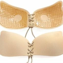 KELERINO. Strapless Plak BH - Vleugels Met Vetersluiting - Cup B / Beige