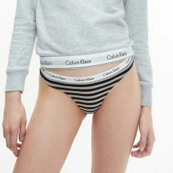 Onderbroek Vrouwen - Maat S Calvin Klein Strings Dames (3-pack) -Badmode Verkoop 550x549 8