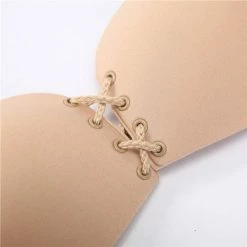 KELERINO. Strapless Plak Push BH - Vleugels Met Vetersluiting - Cup A / Beige - Plakbeha A -Badmode Verkoop 550x550 474