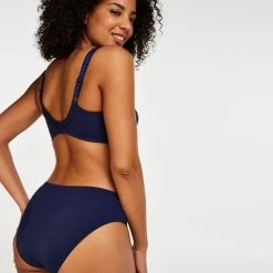 Hunkemöller Dames Lingerie Niet-voorgevormde Beugel Bh Diva - Blauw - Maat E90 19 Hunkemöller Dames Lingerie Niet-voorgevormde Beugel Bh Diva - Blauw - Maat E90 -Badmode Verkoop 550x660 183