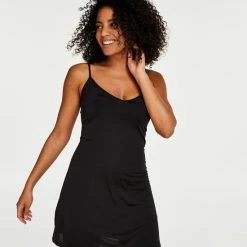 Hunkemöller Gladmakende Onderjurk - Level 1 - Maat M -Badmode Verkoop 550x660 35