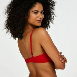 Hunkemöller Dames Lingerie Voorgevormde Beugel Bh Plunge - Rood - Maat B85 -Badmode Verkoop 550x660 374