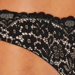 Hunkemöller Rose String R - Maat L -Badmode Verkoop 550x660 481