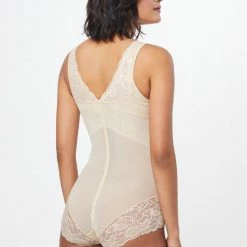 MAGIC Bodyfashion Super Control Body Latte Vrouwen - Maat L 21 MAGIC Bodyfashion Super Control Body Latte Vrouwen - Maat L -Badmode Verkoop 550x733 69